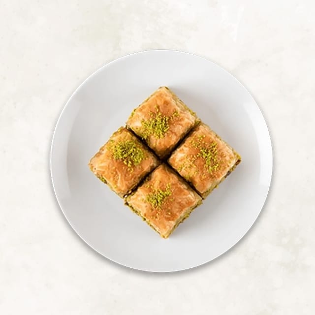 Pistachio Classic Baklava (3 Pieces).