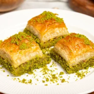 Pistachio Classic Baklava(3 Pieces)